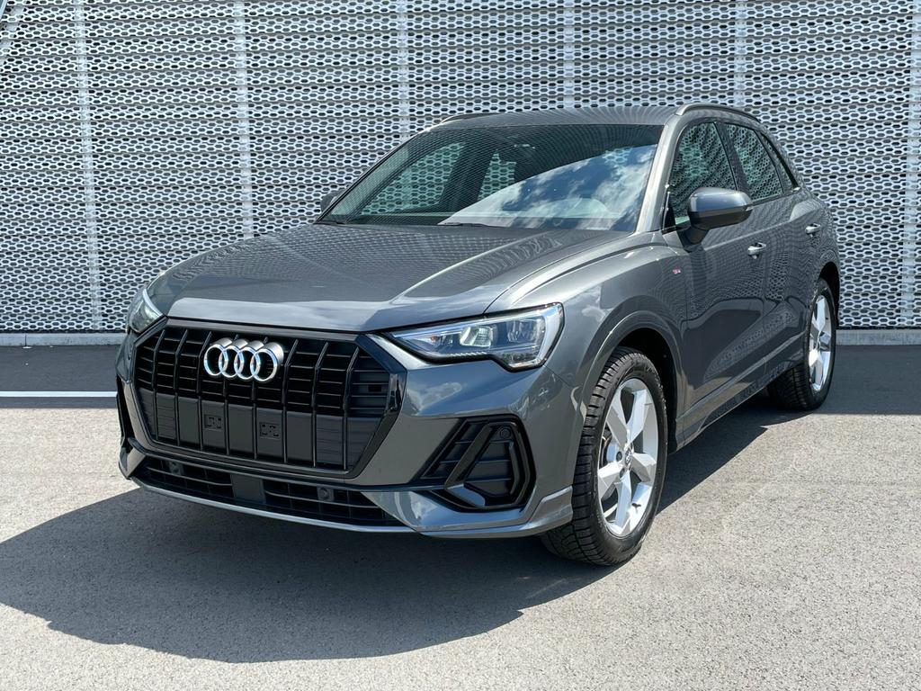 Audi Q3 S line Q3 35 TDi Business S tronic* Virtual Cockpit* Clé confort* Hayon électrique* Régulateur de vitesse*