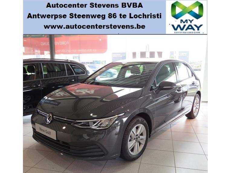 Volkswagen Golf VIII 1.0 TSI Life OPF
