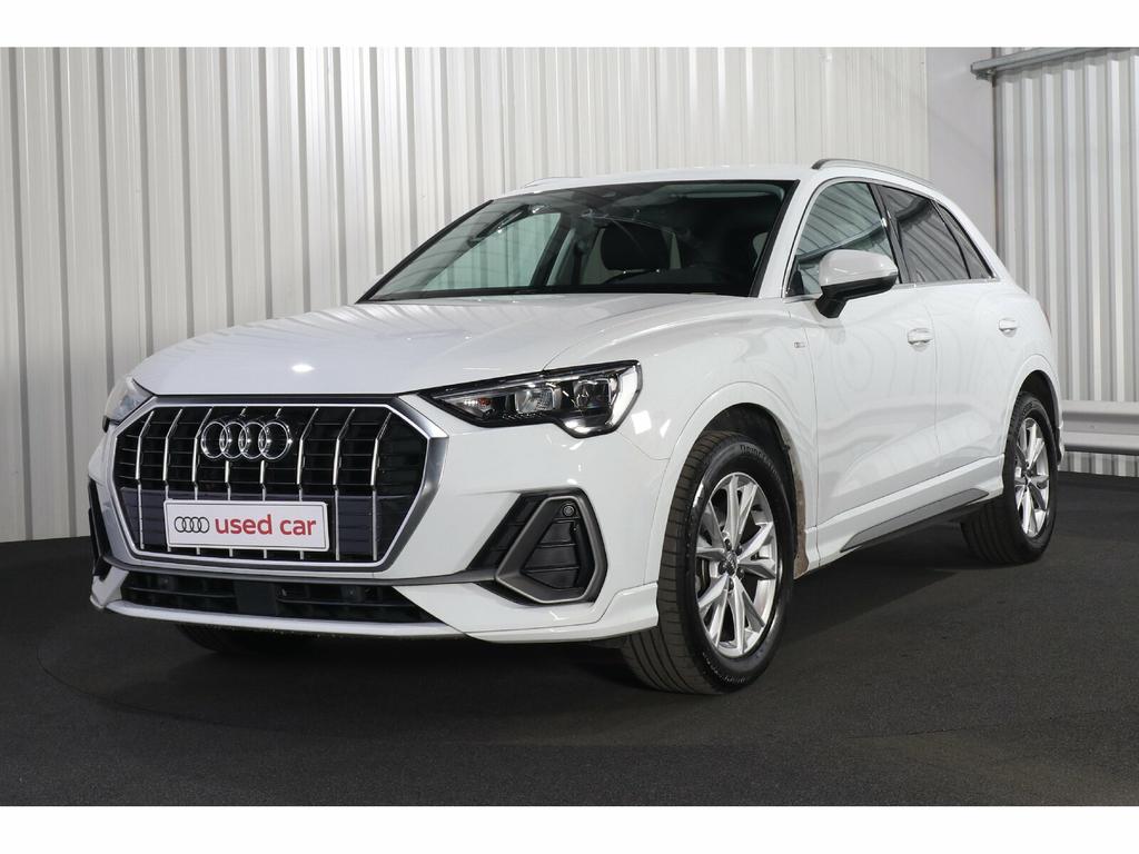 Audi Q3 35 TDi S line S tronic