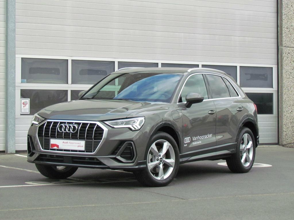 Audi Q3 Audi Q3 S line 45 TFSI e 180(245) kW(pk) S tronic