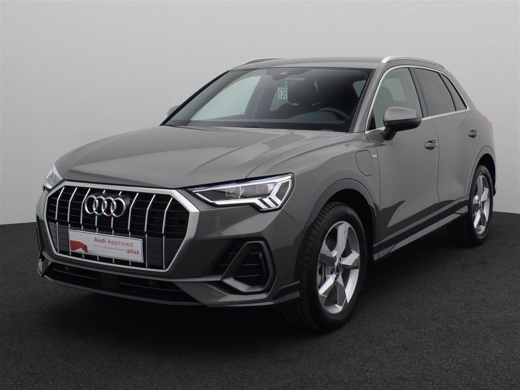Audi Q3 45 TFSIe PHEV S line S tronic