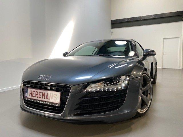 Audi R8 4.2i V8 Quattro FSI R tronic