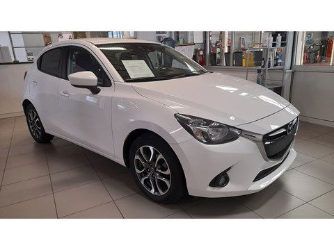 Mazda 2 1.5 SkyActiv-G 5MT 90pk Skydrive Play Edition + Navigatie