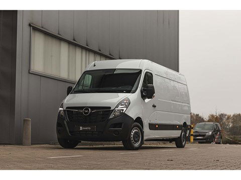 Opel Movano L3H2 T35 135pk - Onmidd. Leverbaar - Airco - Sensoren
