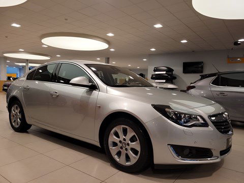 Opel Insignia Cosmo 1.6 Turbo AUTOMAAT