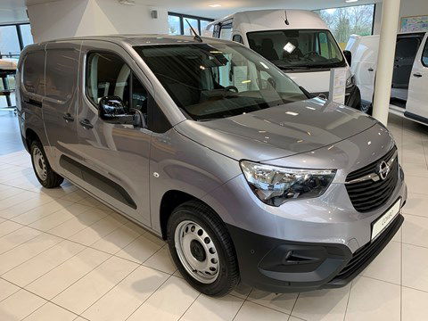 Opel Combo Cargo Edition L2H1 1.5 Turbo D 100Pk S/S MT6 **NIEUW**