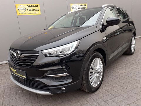 Opel Grandland X Innovation 1.2 Turbo M6 130PK