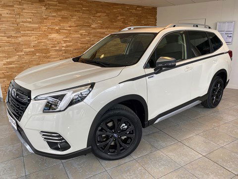 Subaru Forester Forester Luxury Speciale reeks Black Belt