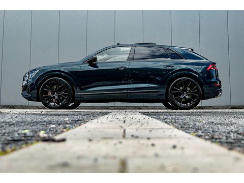 Audi SQ8 TFSI / Pano / B&O / Air susp. / Shadow / Tour / City /