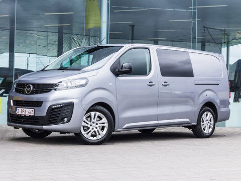 Opel Vivaro DUB CAB 2.0 142PK *NAVI*CAMERA*TREKHAAK*