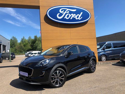 Ford Puma Titanium Design