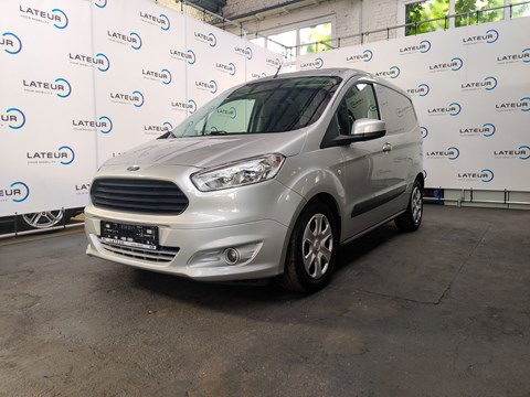 Ford Transit Courier Trend 1.5TDCi 75pk M5