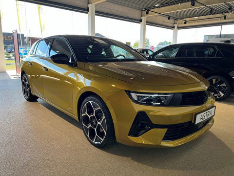 Opel Astra ULTIMATE 1.2T AUTOMAAT 130PK