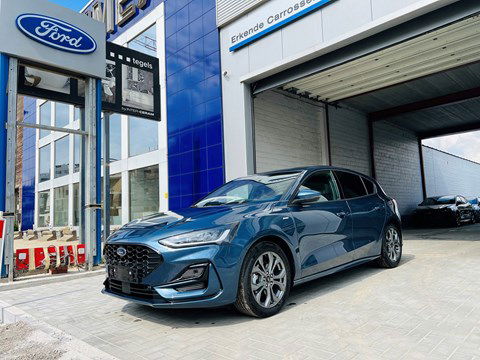 Ford Focus 1.0 EcoBoost mHEV / ST-Line Style