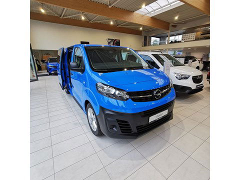 Opel Vivaro Dubbele Cabine DEMO - L3- EDITION - 2.0 - 142 PK - M6
