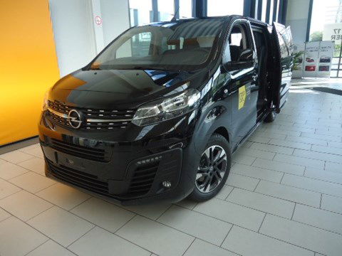 Opel Vivaro Dubbele Cabine 2.0 Edition 142pk,5 zit , ECC, Navi ,Alu velgen, 2 schuifdeuren.