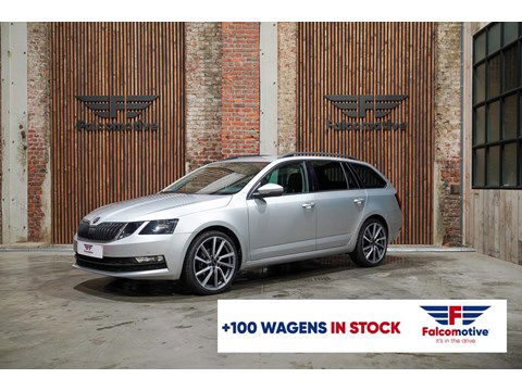 Skoda Octavia Combi 1.6 CR TDi*DSG*NAVI*LIKE NEW!*