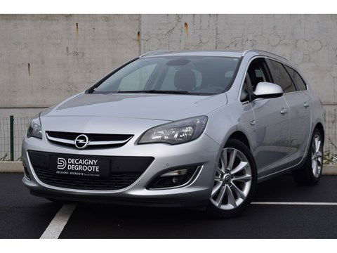 Opel Astra Sports Tourer 1.6CDTi ULTIMATE +Navigatie+Sensoren+Electr Airco