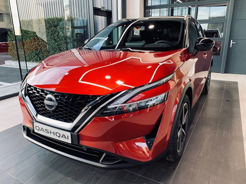 Nissan Qashqai MY22 Mild Hybrid 140 Tekna + Design Pack