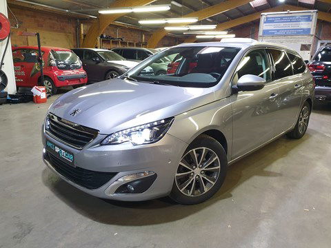 Peugeot 308 1.2 PureTech 130 Allure STT
