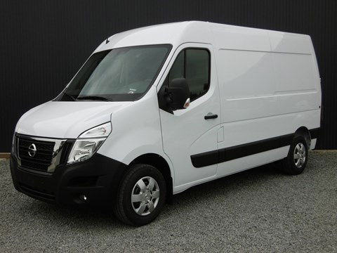 Nissan Interstar NV400 N-CONNECTA L2H2 3T5 2.3 DCI