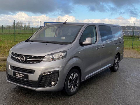 Opel Vivaro Dubbele Cabine Dub Cabine 6 zetels,Innovation,2Schuifdeuren,Head-up,Navi,Adap cruise controle,TrekhaakDode hoek