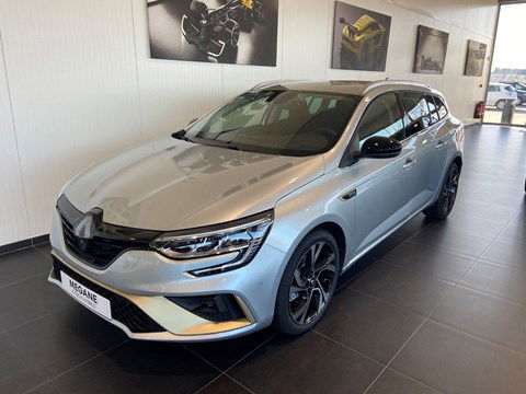 Renault Megane Grandtour E-Tech engineered plug-in hybrid 160