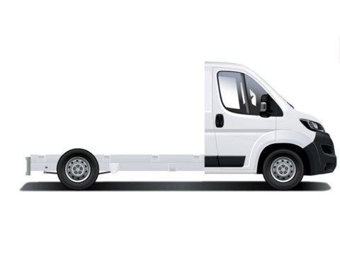 Peugeot Boxer € 25435 + BTW. Chassis Cabine L2 - 2.2 140PK Man.6 Euro 6.4