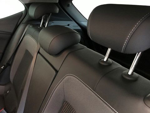 Astra isofix outlet