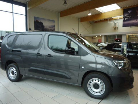 Prix Opel Combo Life neuve dès 26626 euros