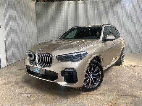 BMW X5 3.0 xDrive40i M Sport Pano Camera Comfortzetels