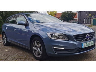 Volvo V60 T3-Benzine-Navigatie - camera - trekhaak