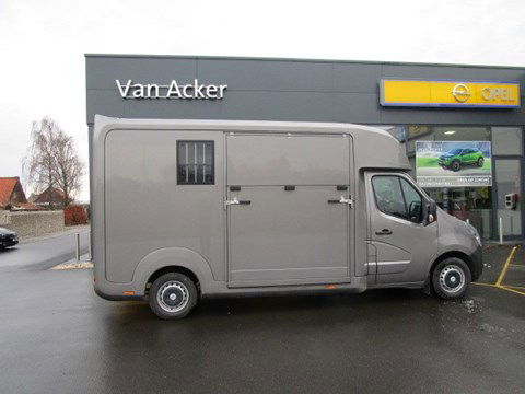 Opel Movano 165pk, AKX 2 Horse , Hengstenuitvoering ,Airco,Navigatie, Cruise control,trekhaak, 49.500,-€+BTW