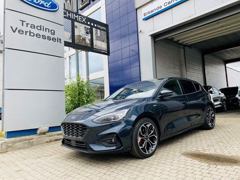 Ford Focus 1.0 Mild Hybride / ST Line X / Full LED / Pano open dak