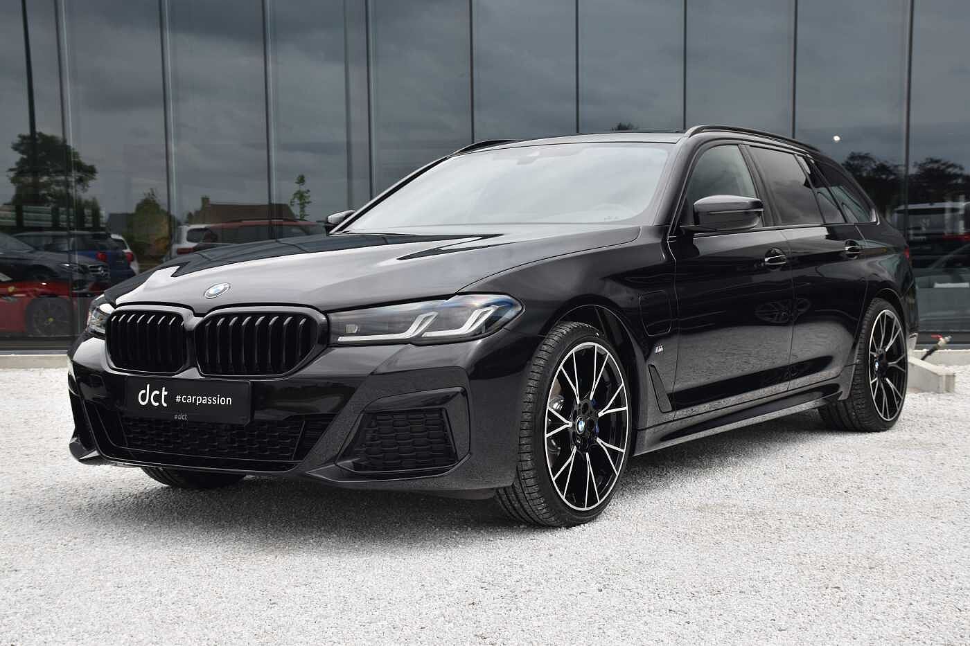 BMW 530 Touring Xdrive Hybride M Sport Pano Harman Kardon