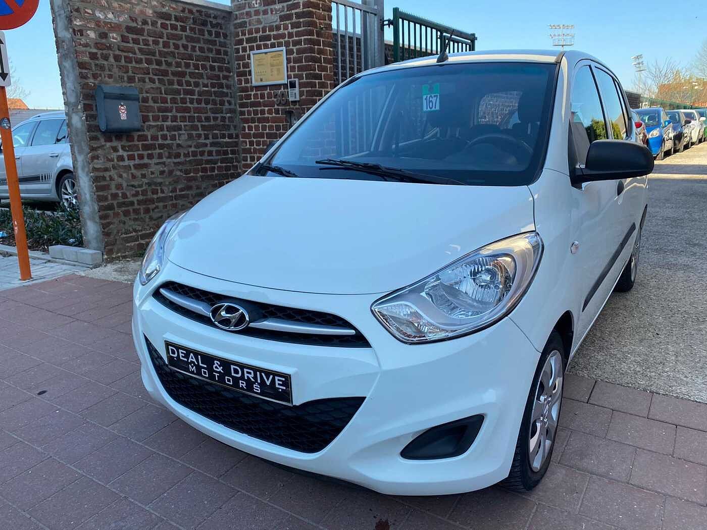 Hyundai i10 1.1i MET 105DKM ** Comfort BlueDrive **