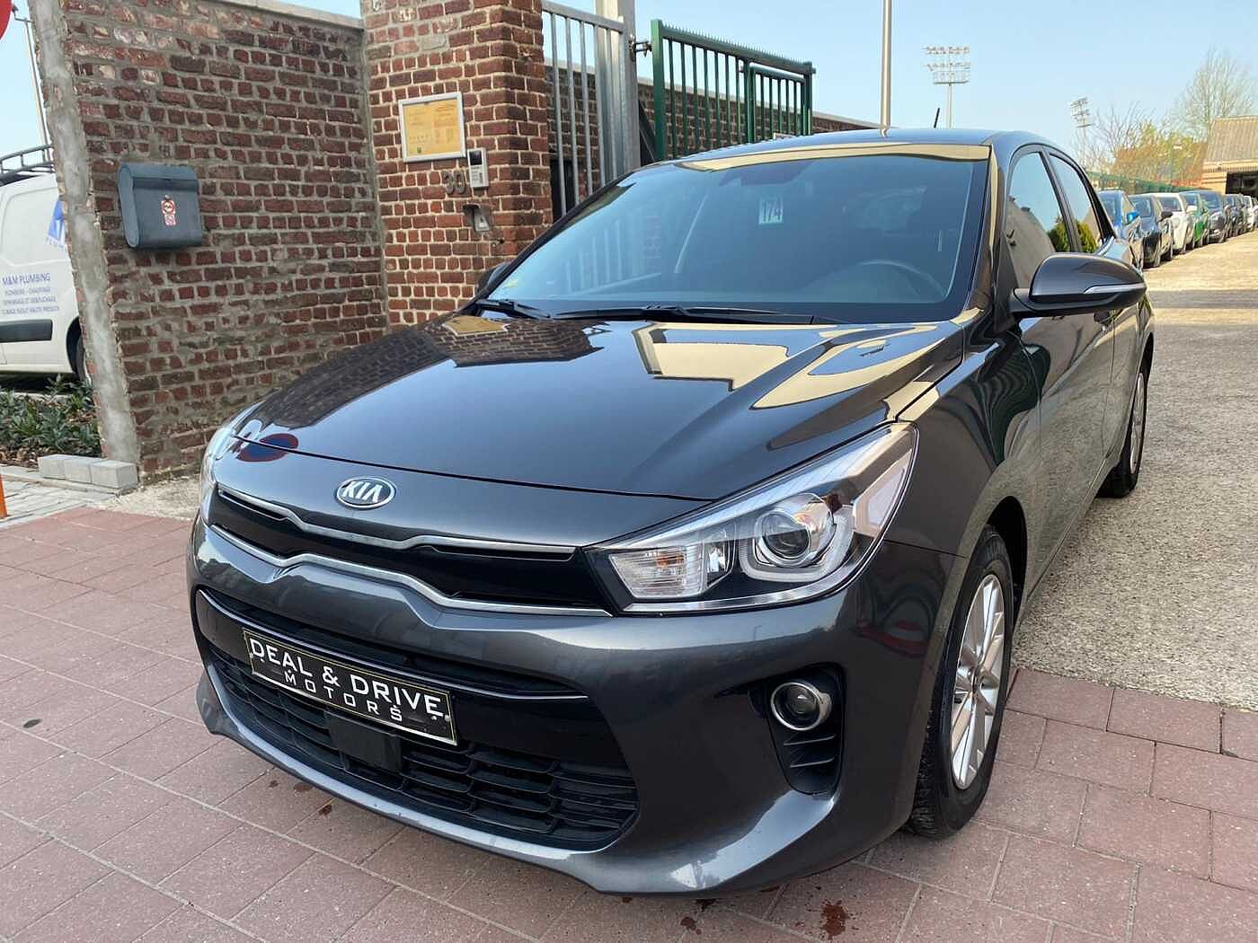 Kia Rio 1.4 CRDi MET 70DKM ** FUL OPTIES **