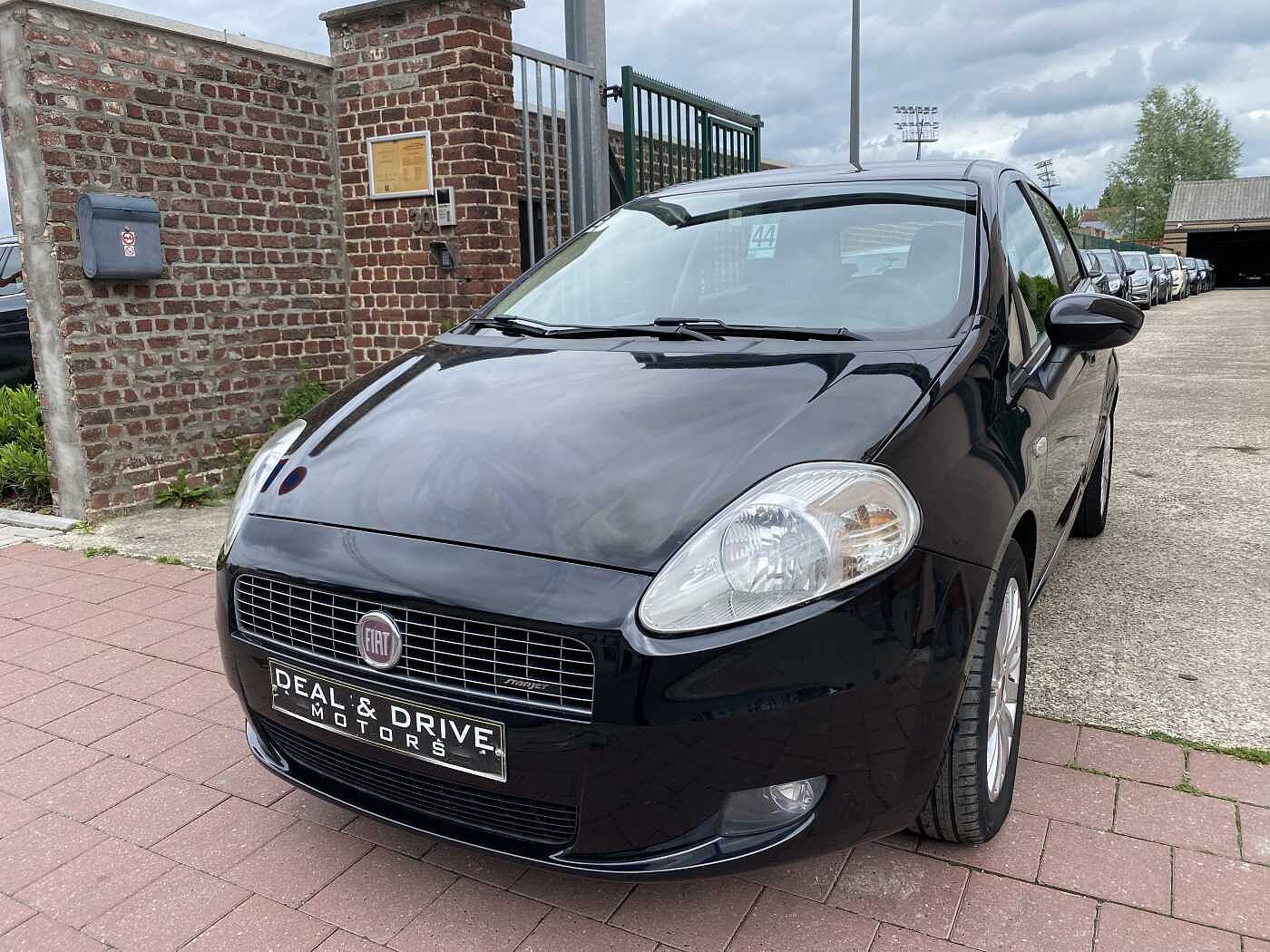 Fiat Grande Punto 1.4 I MET 135DKM ** DYNAMIC **