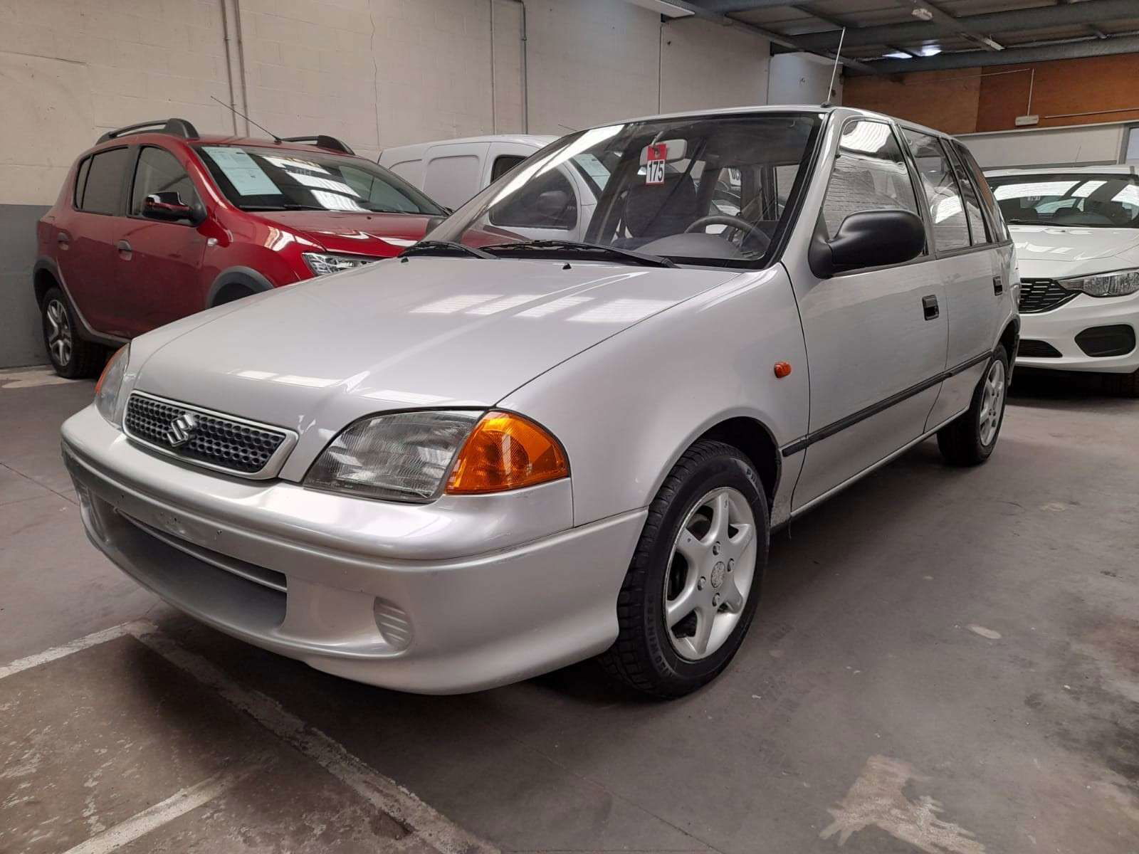 Suzuki Swift 1.3i GLX Airbag