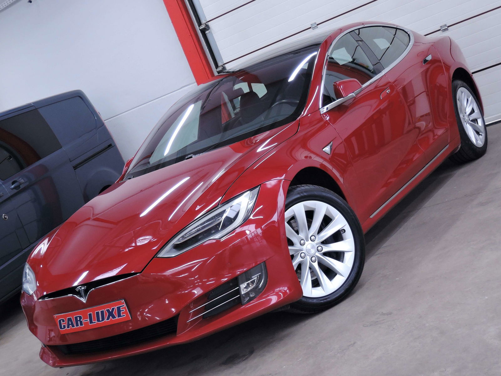 Tesla second hand to Sombreffe of 35.950 € 4190195 Gocar.be