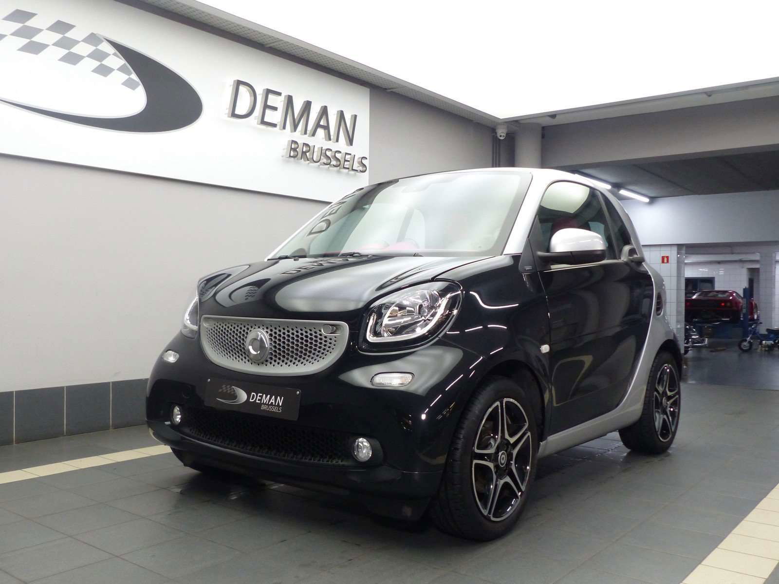 Smart forTwo Passion * DCT * Cuir rose * palettes * 1er proprio