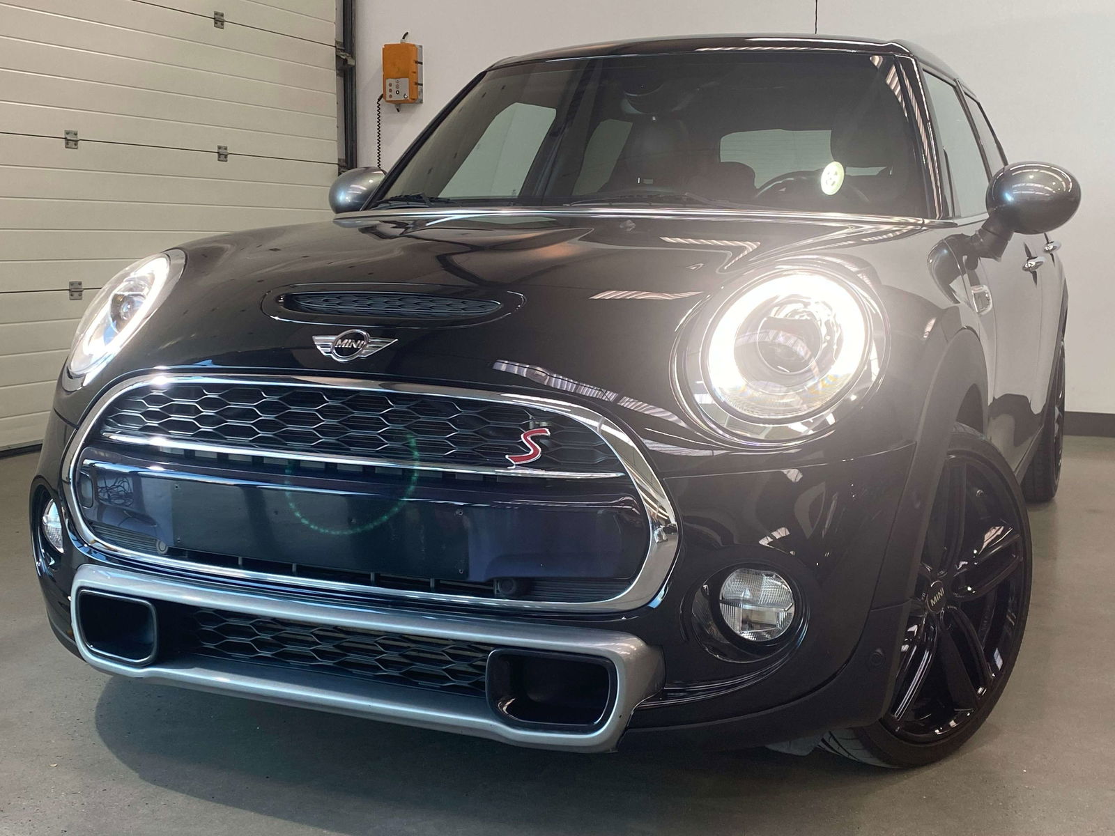 MINI Cooper SD 2.0 DA Sd/ Camera/Leder/ Open dak/ Alus 18"