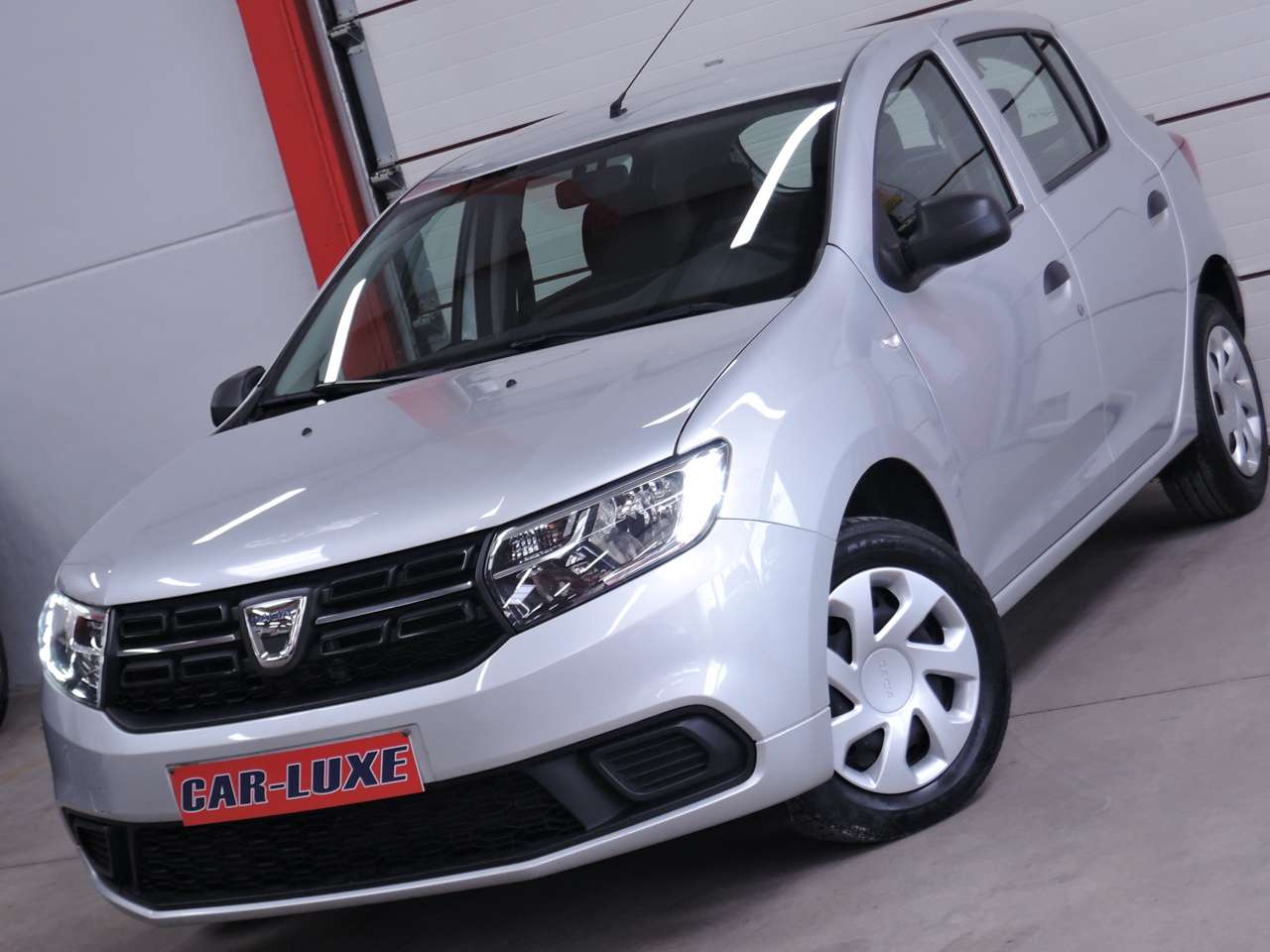 Dacia Sandero 0.9 TCE EXPLORER 9OCV FAIBLE KM CAR-PASS OK