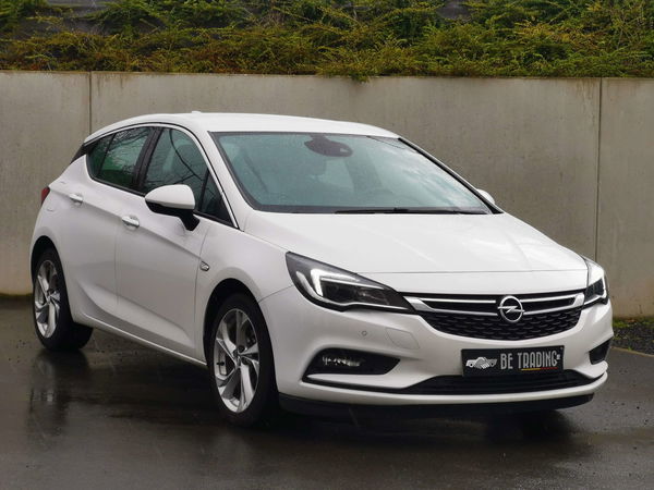 Opel Astra 1.6 CDTi ecoFLEX Ulimate Edition*NAVI*17''*