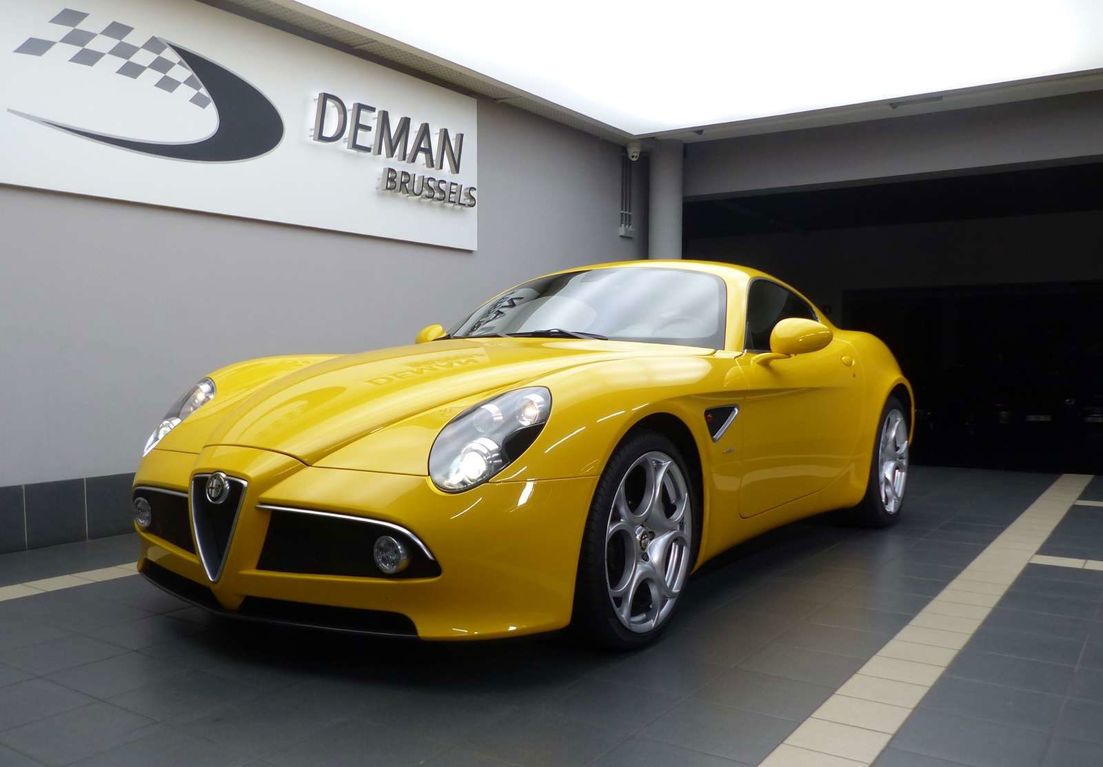 Alfa Romeo 8C Competizione * N°398/500 * 1of 10 Giallo Racing
