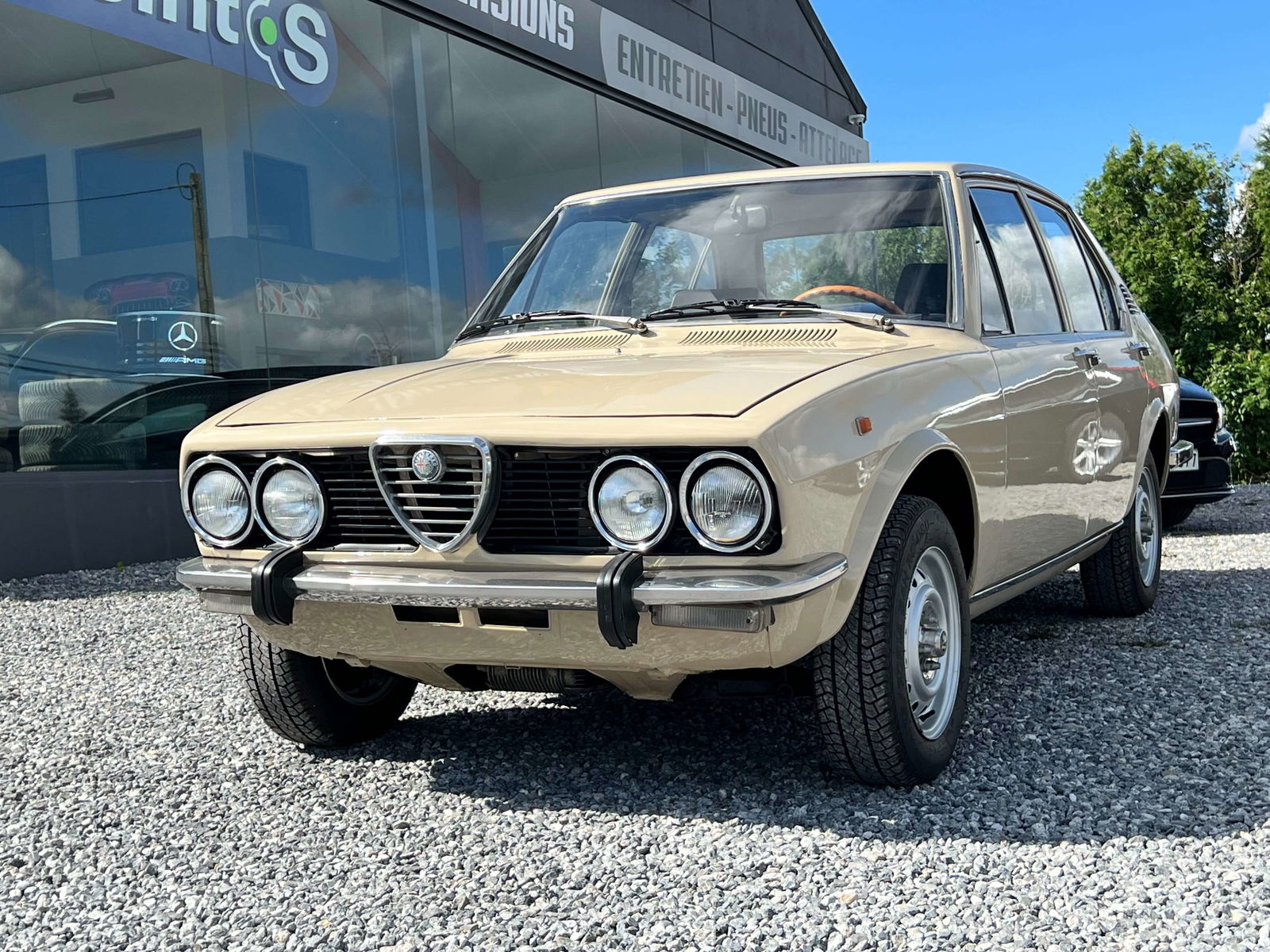 Alfa Romeo Alfetta 1800