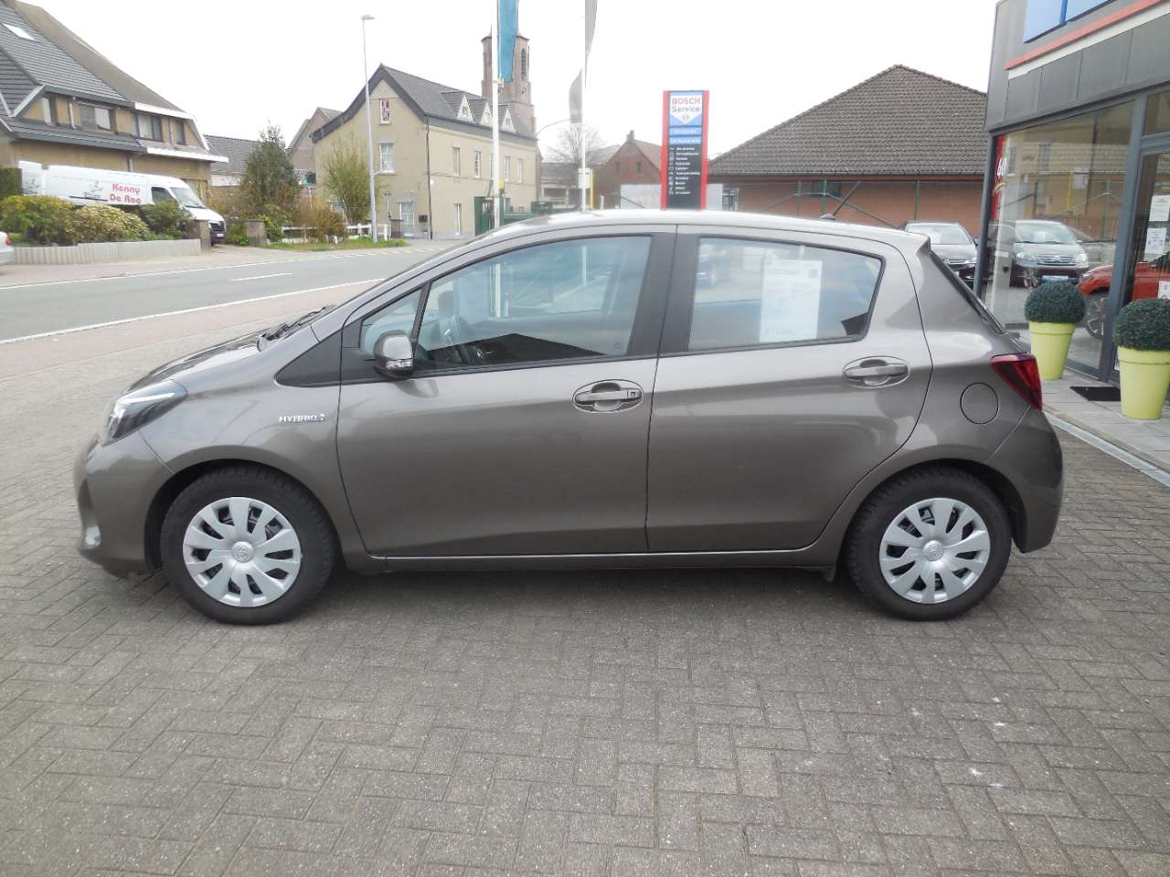 Toyota Yaris 1.5i VVT-i Hybrid Comfort bj.01/2017 68000 km