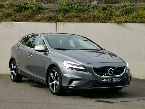 Volvo V40 1.5 T2 Sport Edition*R DESIGN*ATTACHE*NAVI*