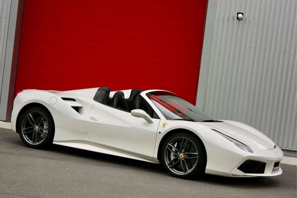 Ferrari 488 Spider 3.9 Turbo F1