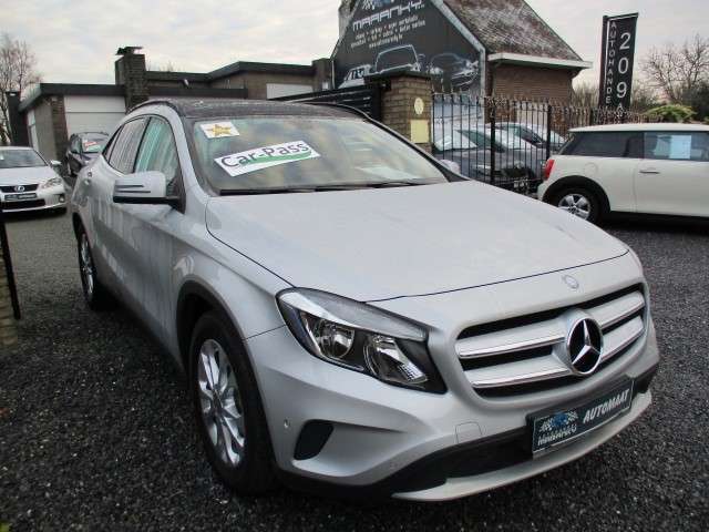 Mercedes GLA 220 CDI 136PK EURO6b AUTOMAAT FULL OPTION NAVI PANODAK